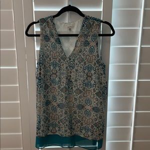 Free flowing printed top